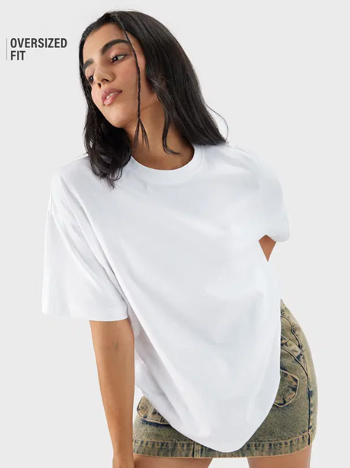 🤍 Effortless Chic – White Oversized  T-Shirt  for Women!