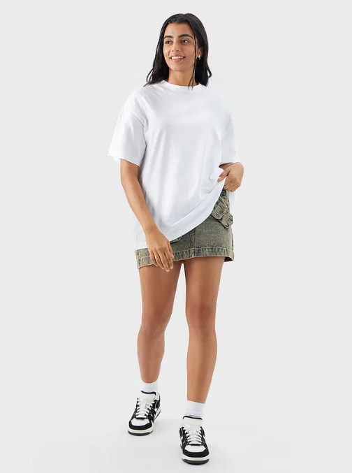 🤍 Effortless Chic – White Oversized  T-Shirt  for Women!